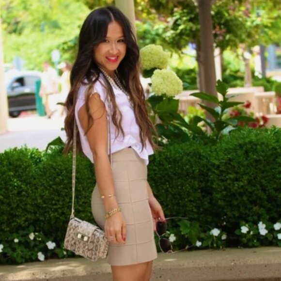 BCBG MAXAZRIA ALEXA BODY CON STRETCH BANDAGE SKIRT SZ Med - Picture 4 of 4